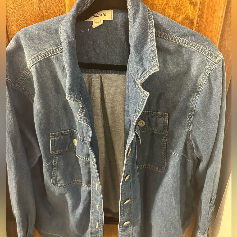 Women’s Madewell Denim Button-Up Shirt
